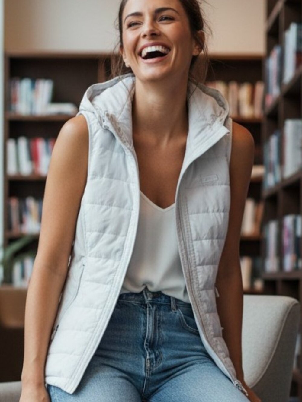Lululemon Puffer Vest Removable Hood Size 4 White Fair - Picture 4 of 13